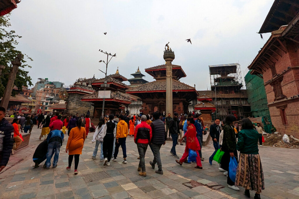 Kathmandu Durbar Square als UNESCO-Welterbe Tempel und Besucher auf dem Kathmandu Durbar Square